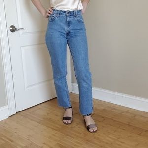 Vintage Levi's 505 Mom Jeans